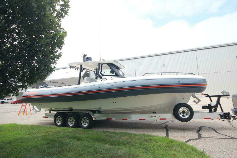 Summer Special Pricing 33ft Zodiac Yacht For Sale