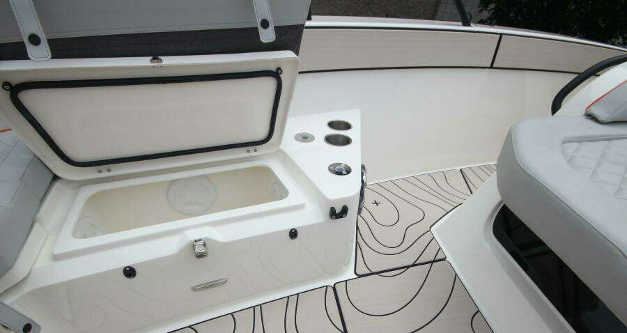 Summer Special Pricing 33ft Zodiac Yacht For Sale