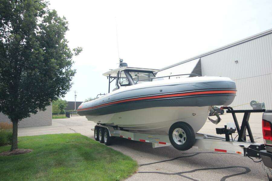 Summer Special Pricing 33ft Zodiac Yacht For Sale