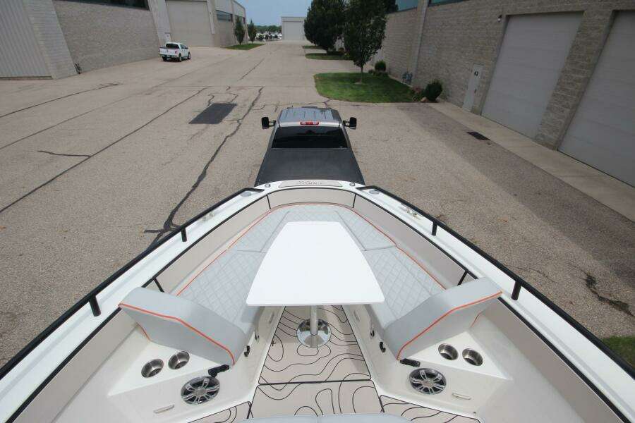 Summer Special Pricing 33ft Zodiac Yacht For Sale