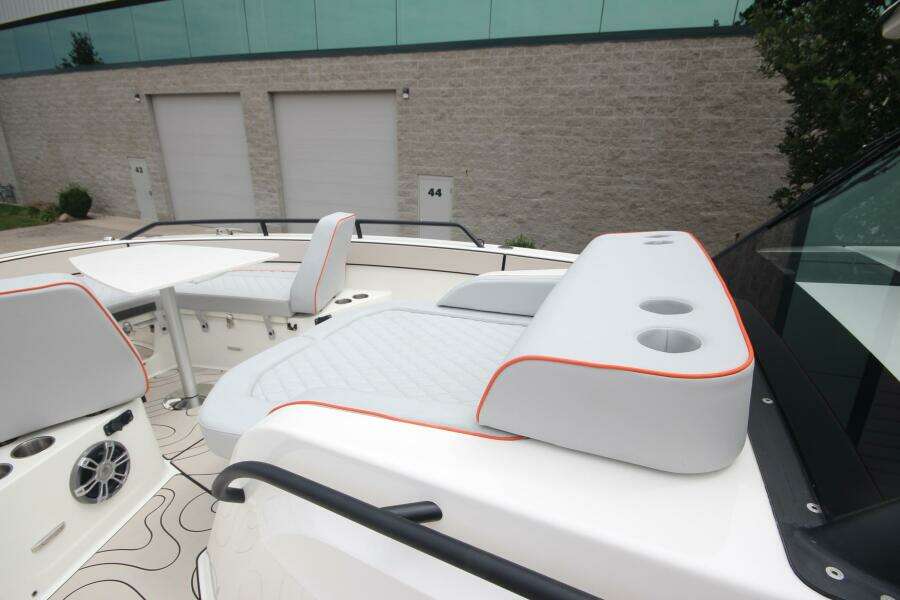 Summer Special Pricing 33ft Zodiac Yacht For Sale