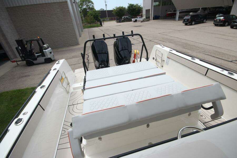 Summer Special Pricing 33ft Zodiac Yacht For Sale