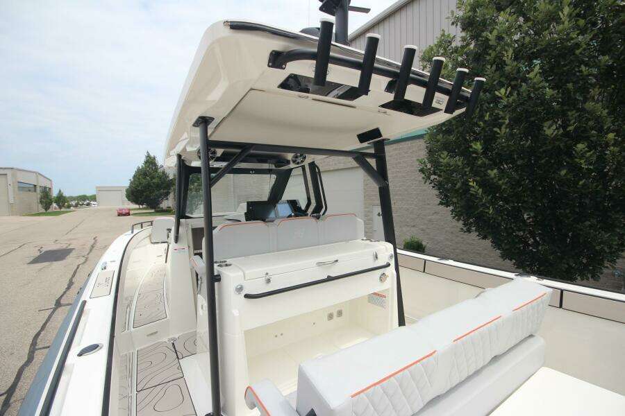Summer Special Pricing 33ft Zodiac Yacht For Sale