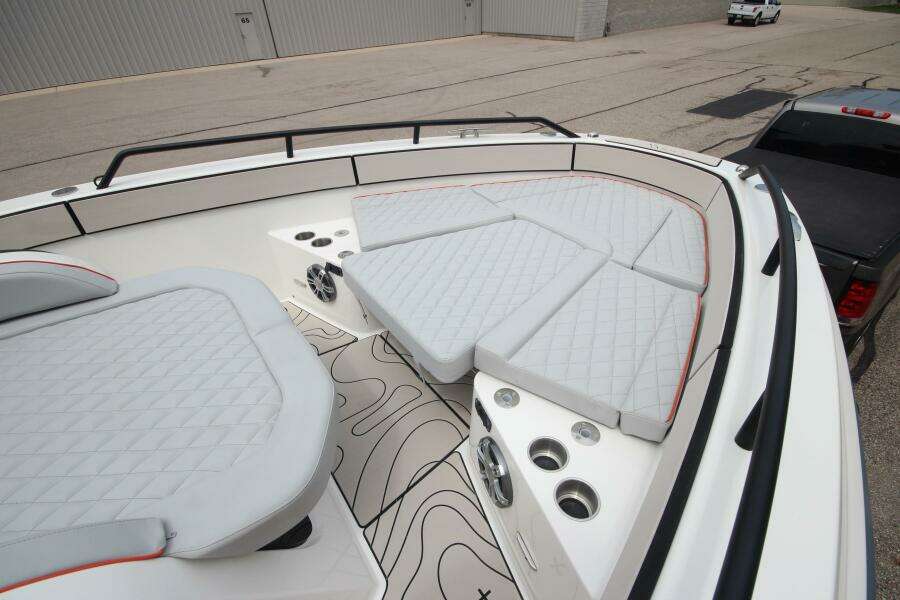 Summer Special Pricing 33ft Zodiac Yacht For Sale