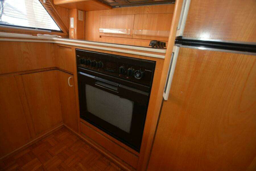 Ginny 54ft Ocean Alexander Yacht For Sale