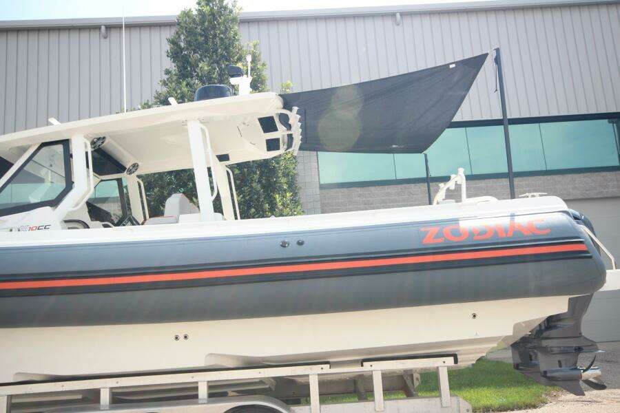 Summer Special Pricing 33ft Zodiac Yacht For Sale