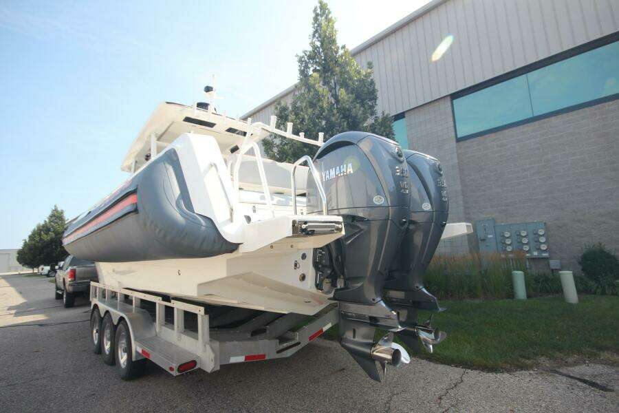 Summer Special Pricing 33ft Zodiac Yacht For Sale