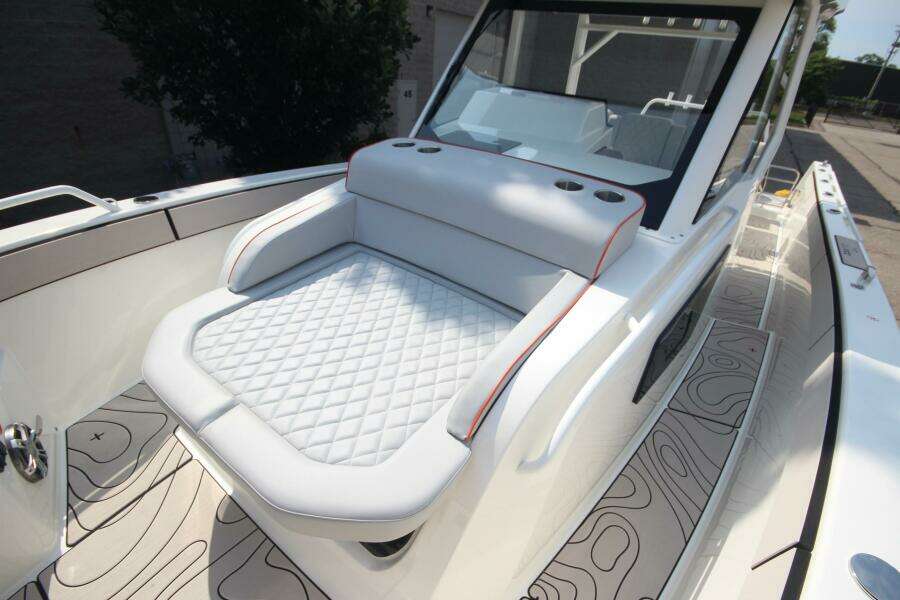 Summer Special Pricing 33ft Zodiac Yacht For Sale