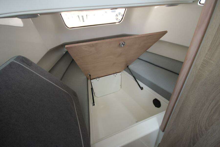 Summer Special Pricing 33ft Zodiac Yacht For Sale
