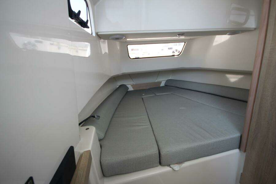 Summer Special Pricing 33ft Zodiac Yacht For Sale