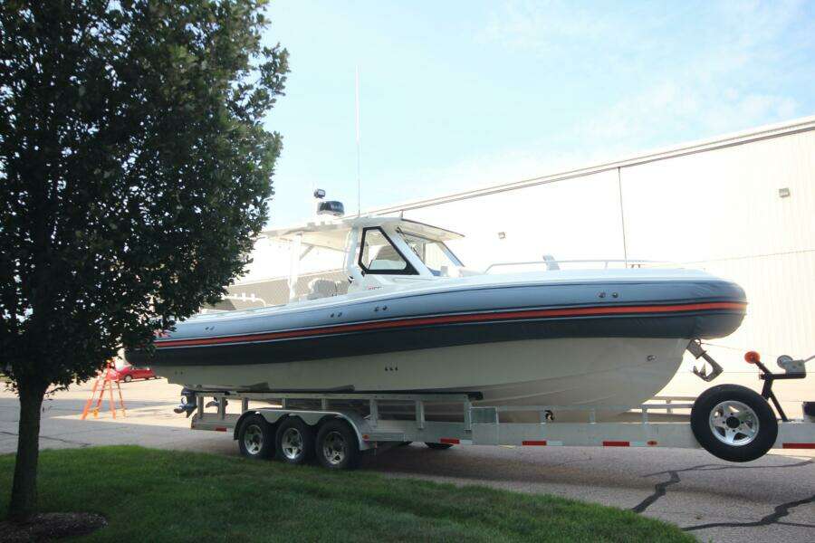 Summer Special Pricing 33ft Zodiac Yacht For Sale