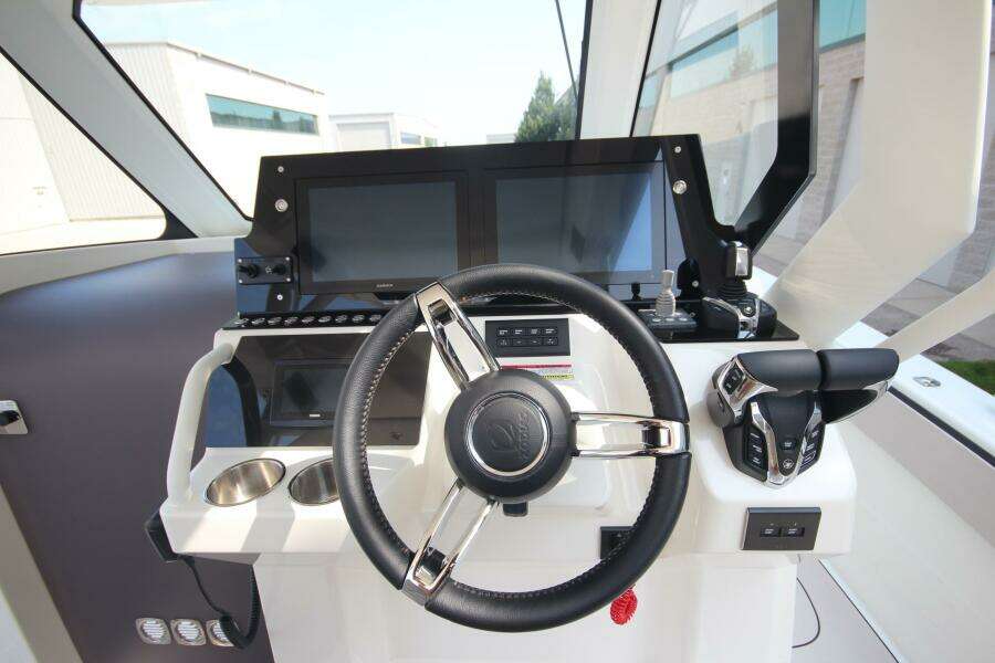Summer Special Pricing 33ft Zodiac Yacht For Sale