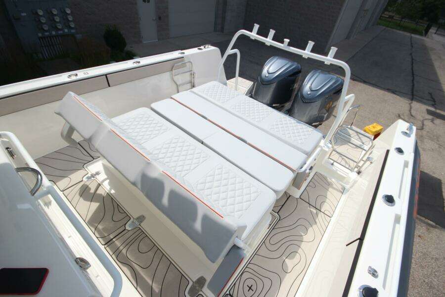 Summer Special Pricing 33ft Zodiac Yacht For Sale