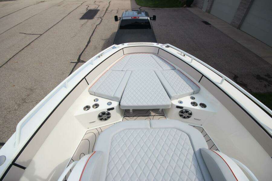 Summer Special Pricing 33ft Zodiac Yacht For Sale