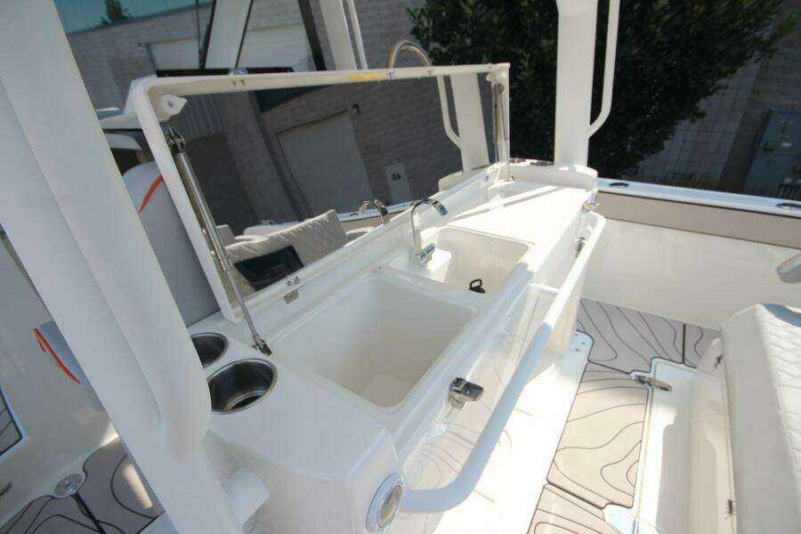 Summer Special Pricing 33ft Zodiac Yacht For Sale