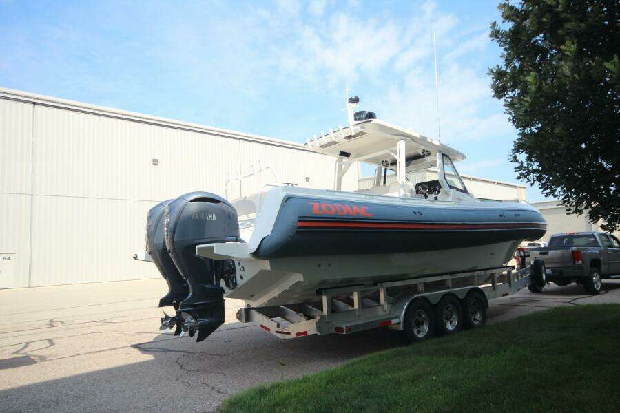 Summer Special Pricing 33ft Zodiac Yacht For Sale