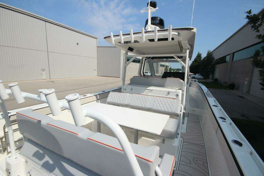 Summer Special Pricing 33ft Zodiac Yacht For Sale