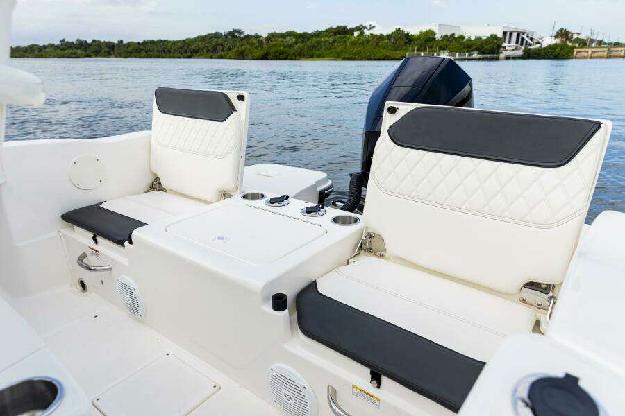 20ft Bayliner Yacht For Sale