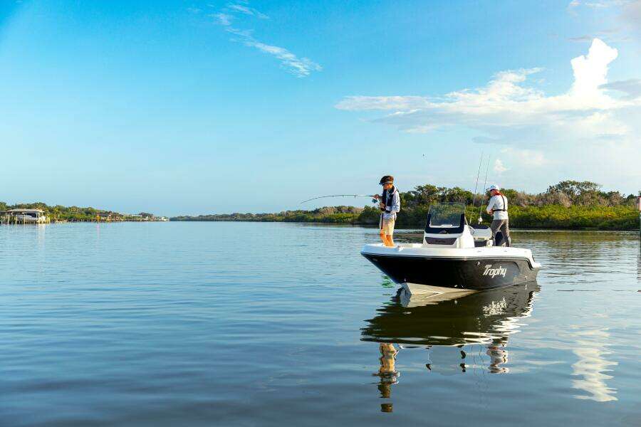 20ft Bayliner Yacht For Sale