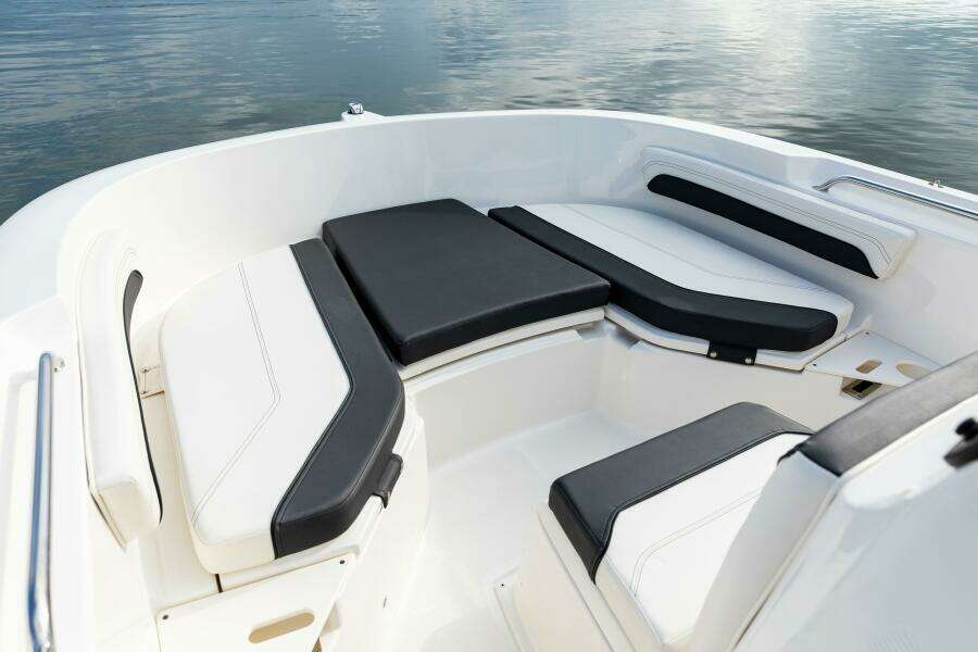 20ft Bayliner Yacht For Sale
