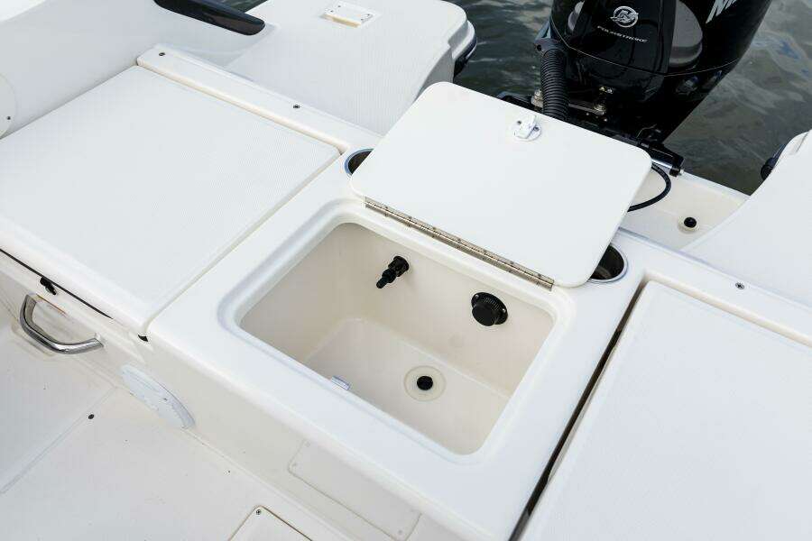 20ft Bayliner Yacht For Sale