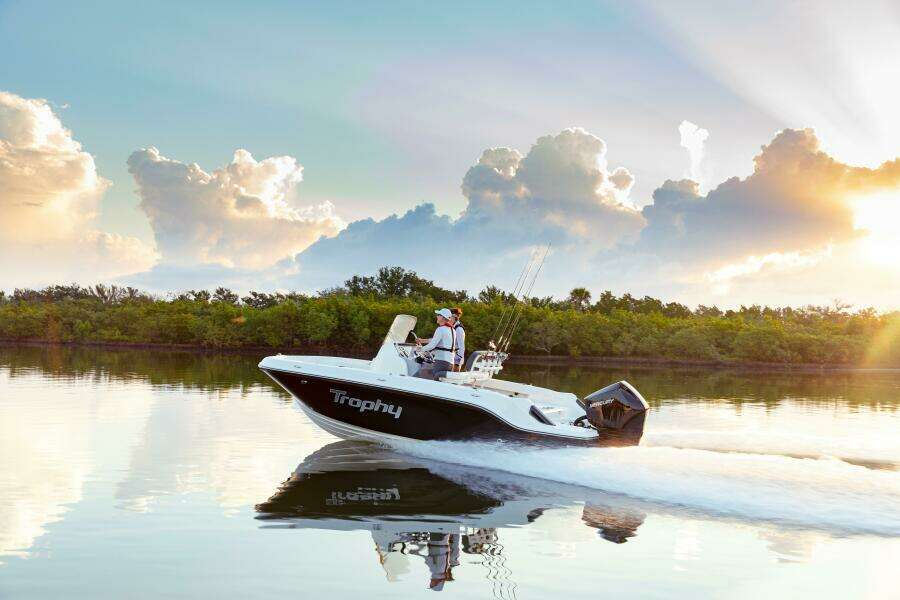 20ft Bayliner Yacht For Sale