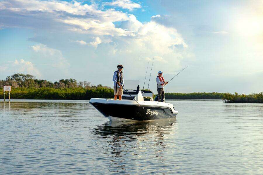 20ft Bayliner Yacht For Sale