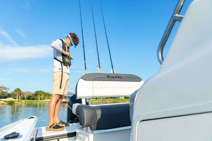 20ft Bayliner Yacht For Sale
