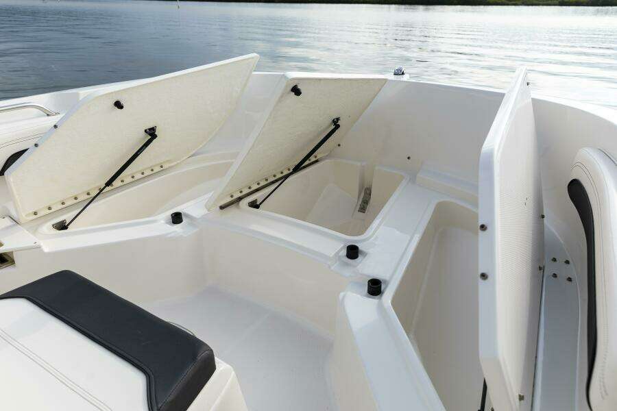 20ft Bayliner Yacht For Sale