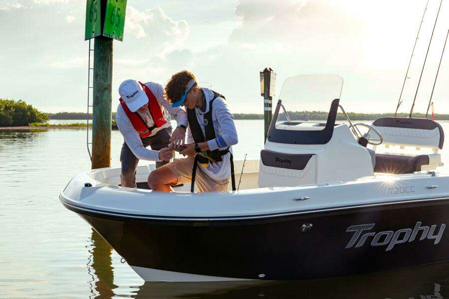 20ft Bayliner Yacht For Sale