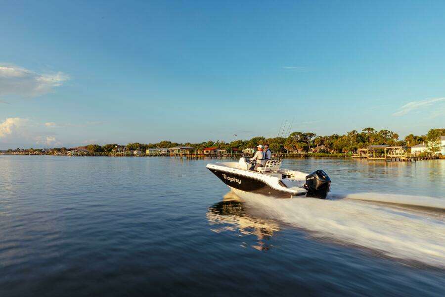 20ft Bayliner Yacht For Sale
