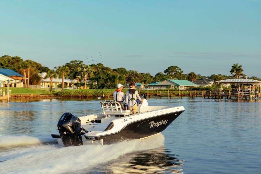 20ft Bayliner Yacht For Sale