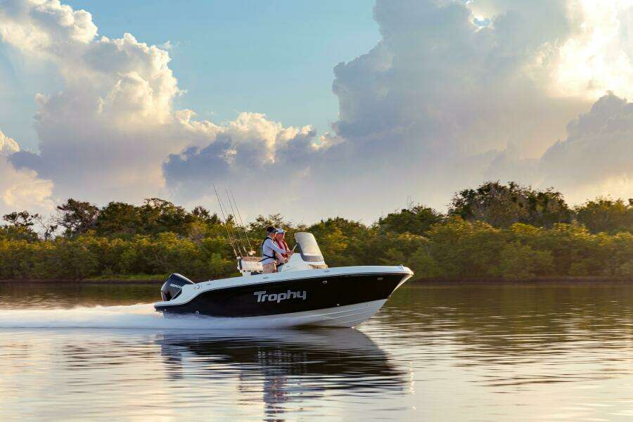 20ft Bayliner Yacht For Sale