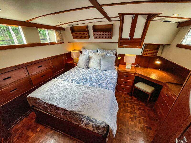 TALLULAH 42ft Grand Banks Yacht For Sale