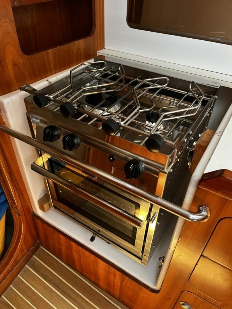1998 J Boats J/120