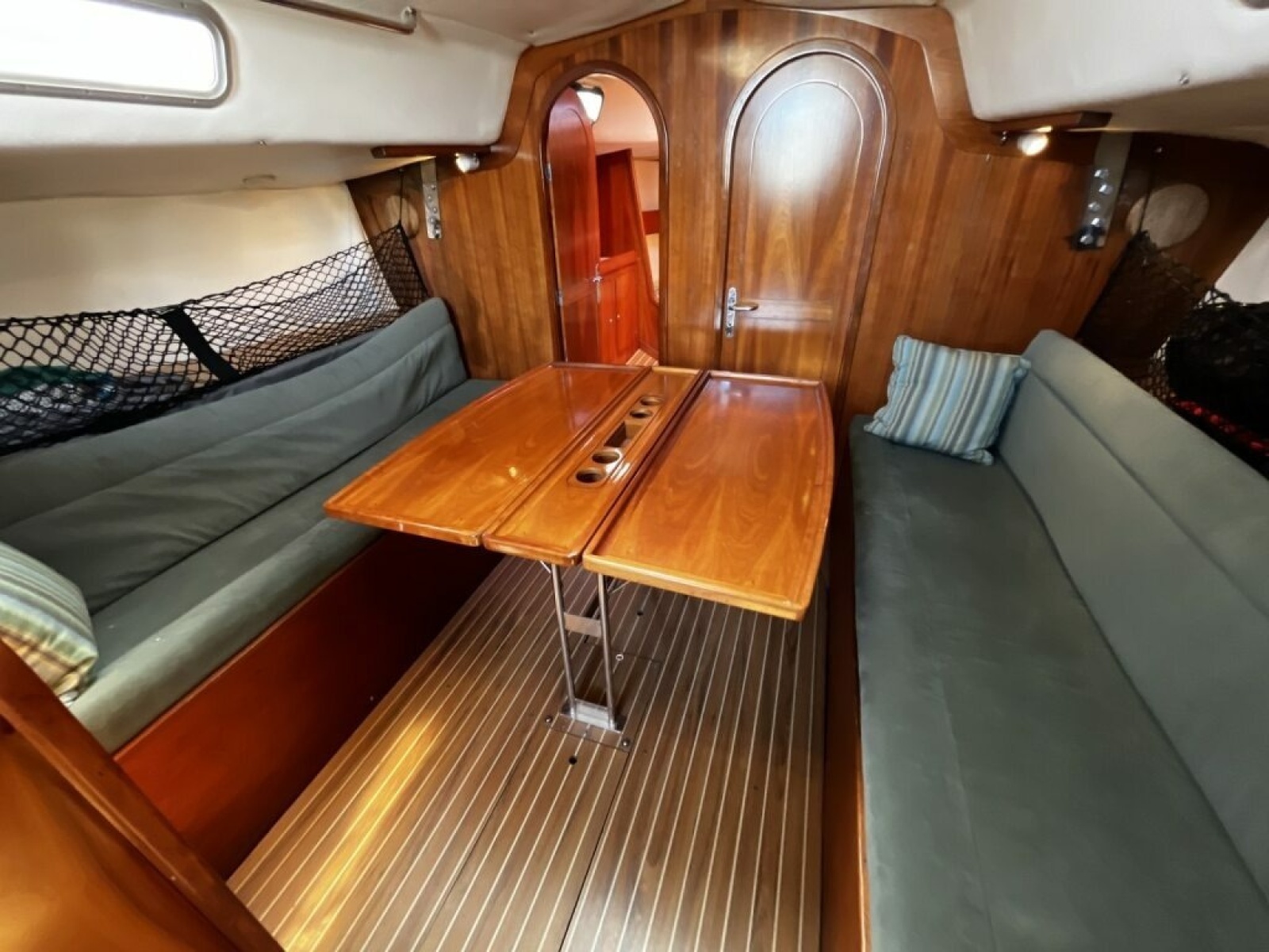 1998 J Boats J/120