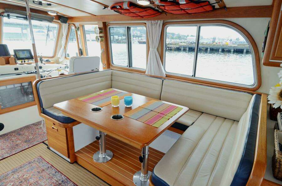 42ft Duffy Yacht For Sale
