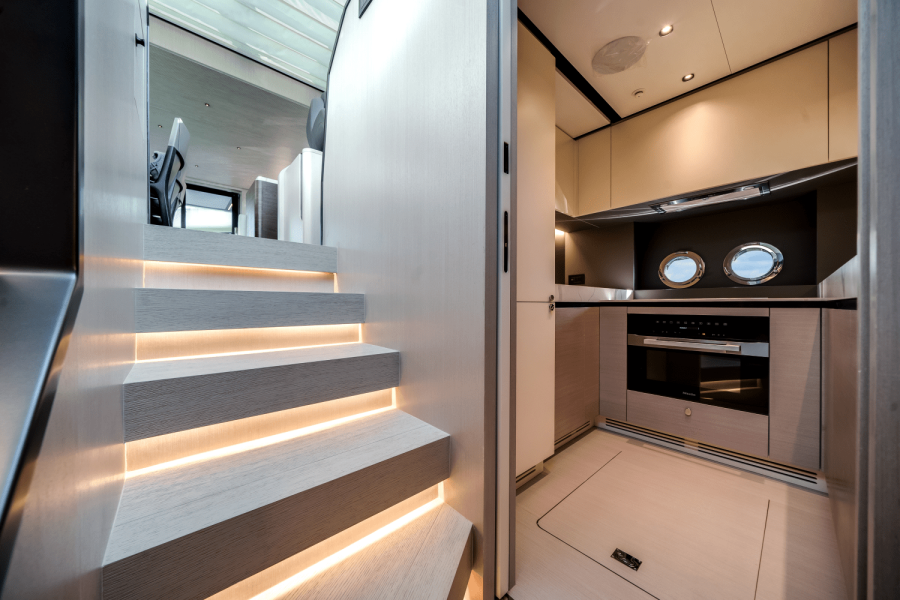 80ft Azimut Yacht For Sale