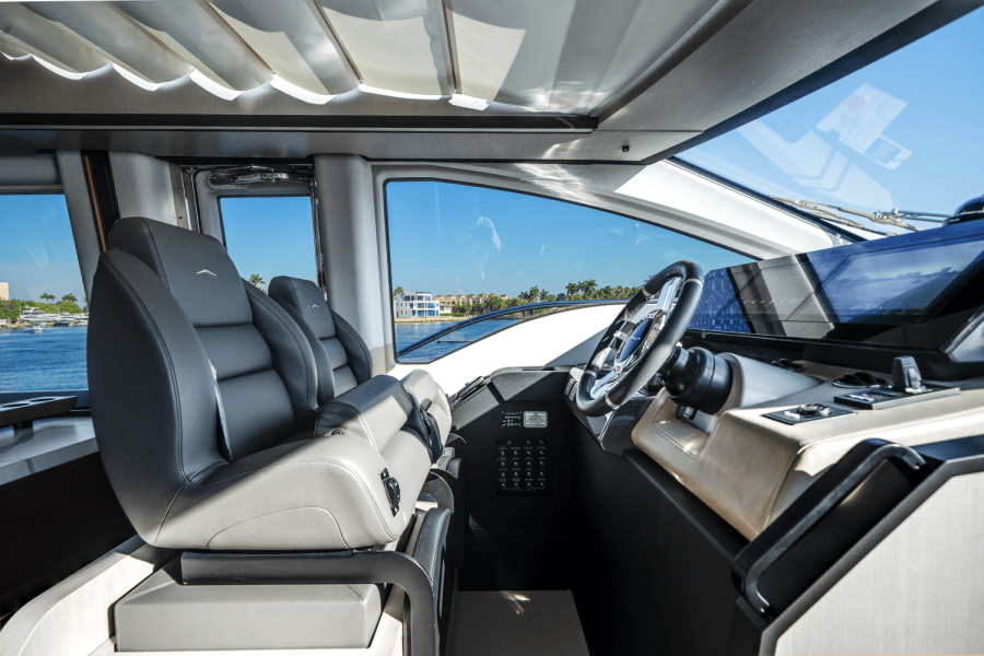80ft Azimut Yacht For Sale