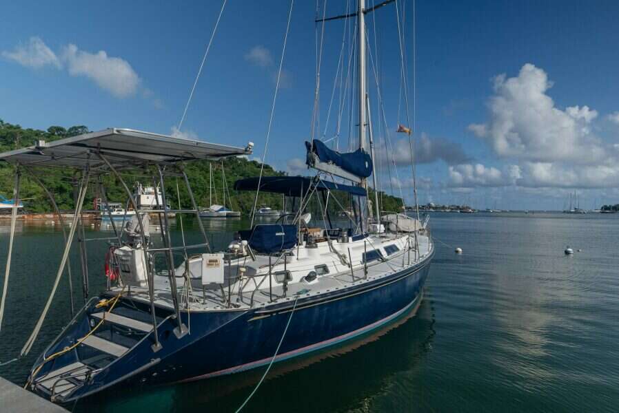 1990-hylas-51-sail-9525750-20240902113847303-1_XLARGE.jpg