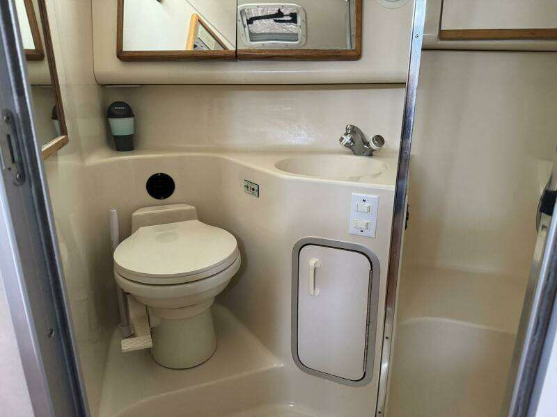 37ft Sea Ray Yacht For Sale