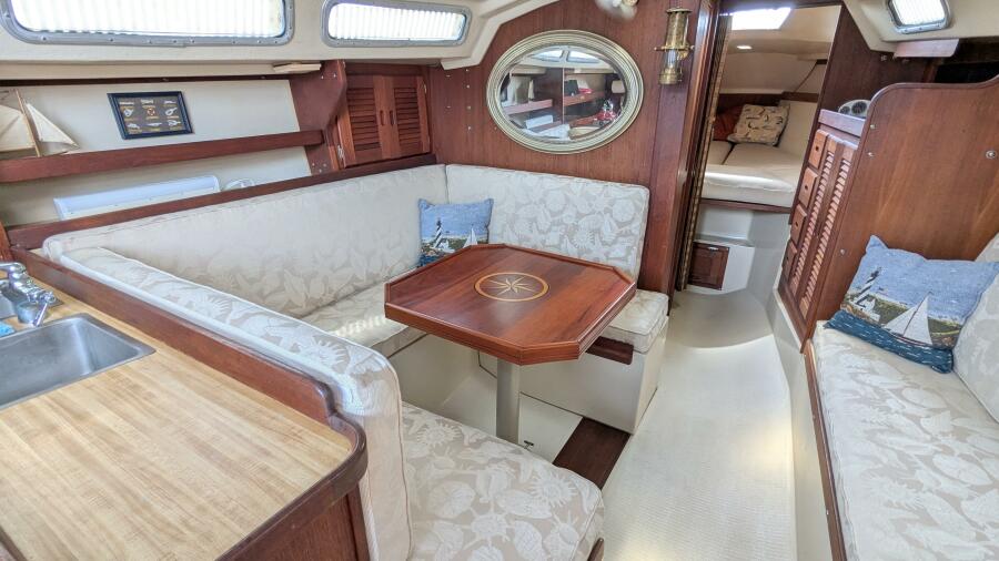 1984 Catalina 30