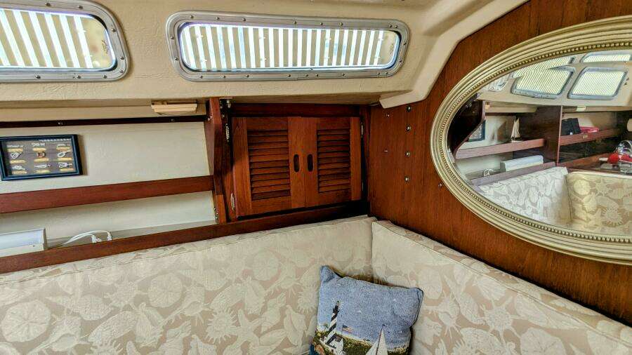 GRACE  30ft Catalina Yacht For Sale
