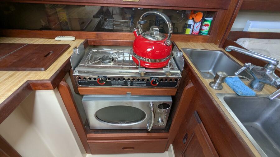1984 Catalina 30
