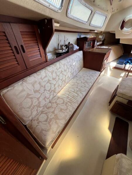 1984 Catalina 30