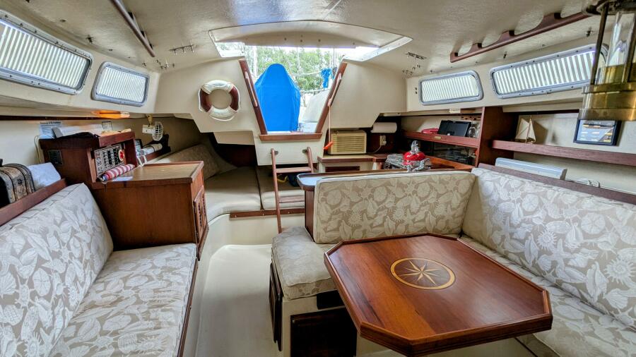 1984 Catalina 30