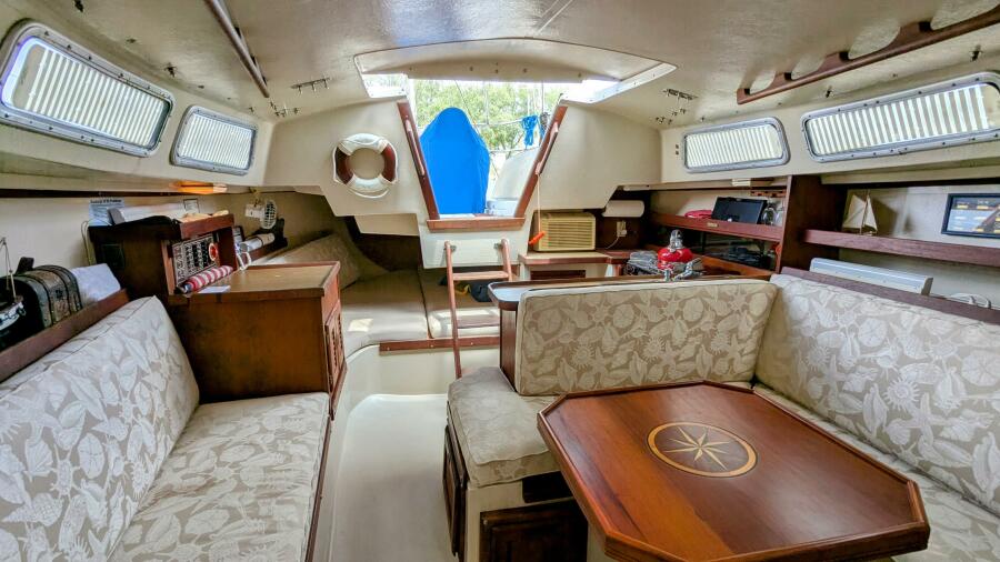 1984 Catalina 30