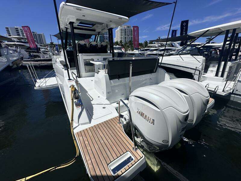 35ft Jeanneau Yacht For Sale