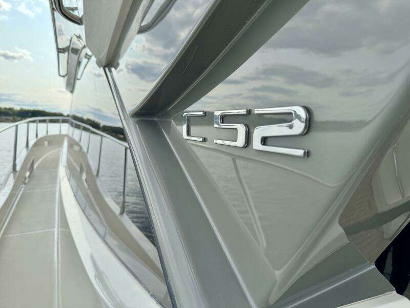 52ft Carver Yacht For Sale