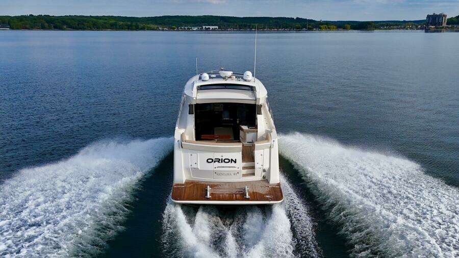 52ft Carver Yacht For Sale